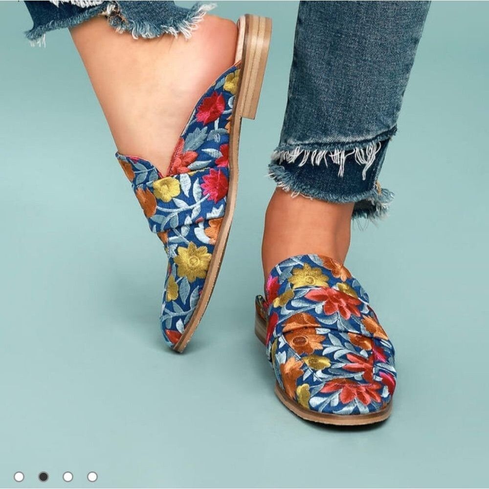 Free People Brocade At Ease Blue Combo Embroidered Loafer Slides 37 EU 6.5 US